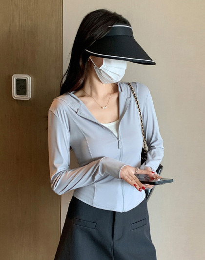 户外透气遮阳外套皮肤衣连帽骑行爬山防紫外小蛮腰修身连帽防晒衣
