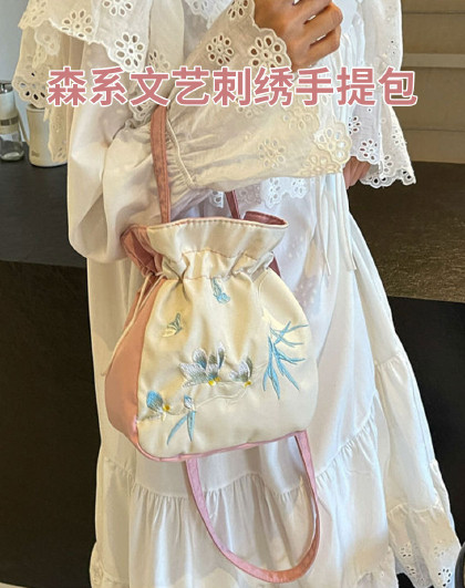 便携中式国风单肩手提斜挎水桶包森系文艺刺绣手提包收纳包